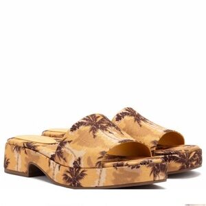 Larroude Athena Flatform Sandal Natural Paradise